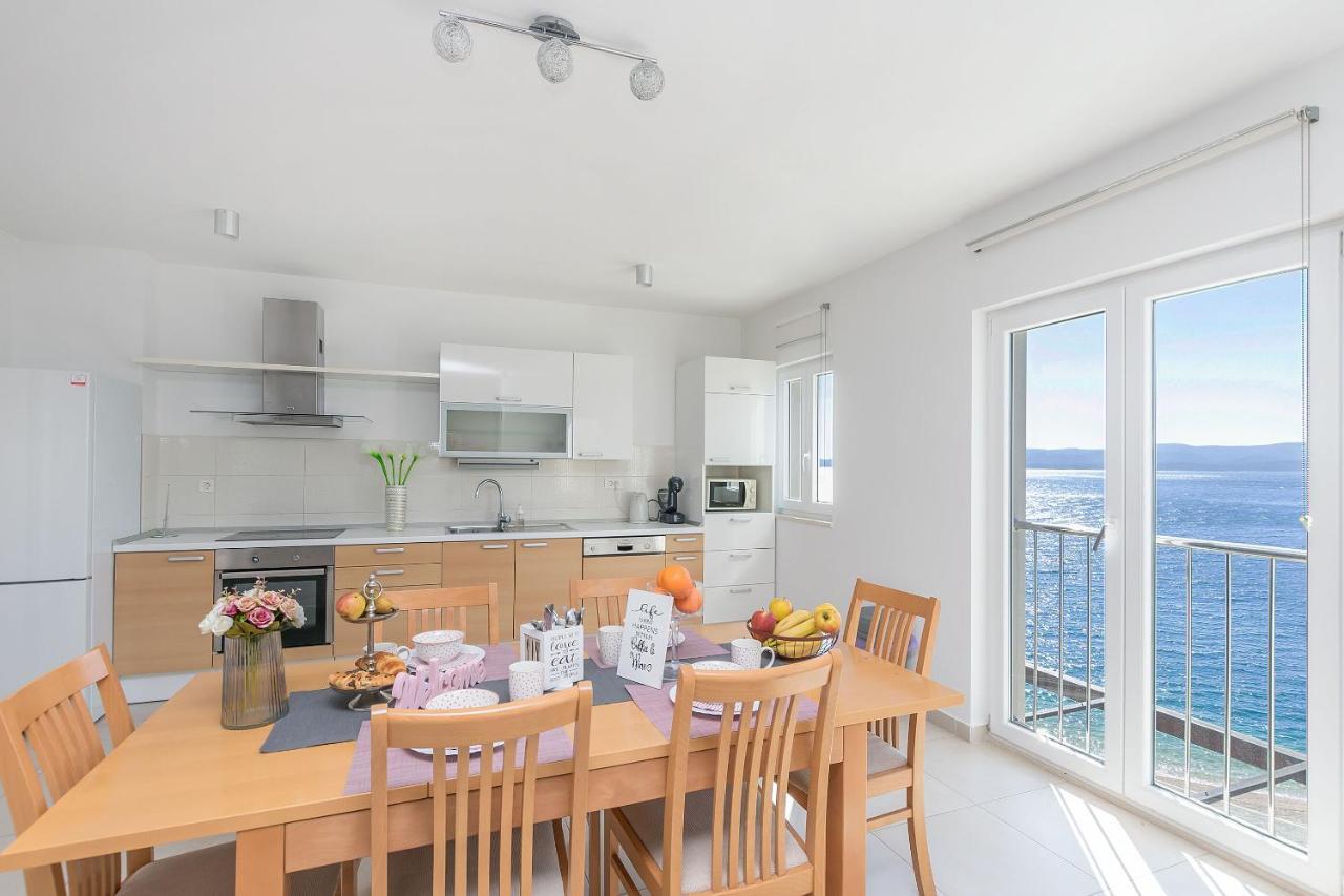 Apartments Empress Мимице Екстериор снимка