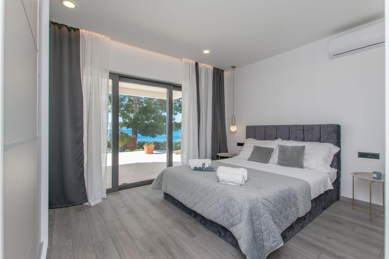 Apartments Empress Мимице Екстериор снимка